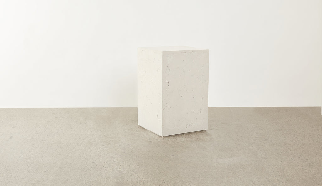 N E W | Hand-pressed concrete plinth - Small
