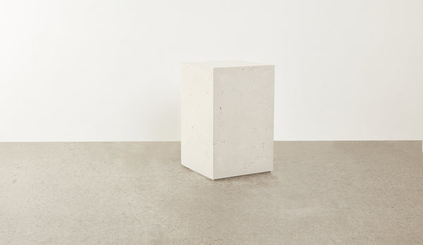 N E W | Hand-pressed concrete plinth - Small